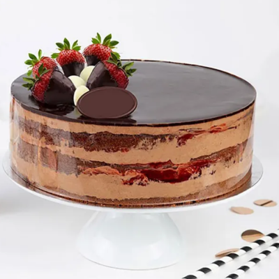 Chocolate Strawberry Cake